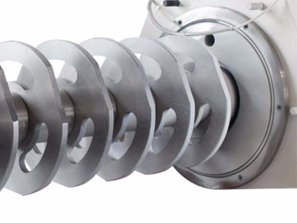 砂磨機(jī)介質(zhì)的問題引起泄漏